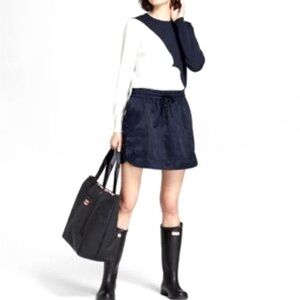 HUNTER Women's Navy Sporty Satin Mini Skirt Size L NWT